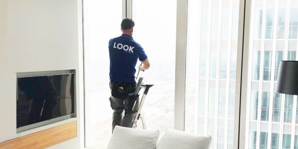 Is Post-Construction Window Cleaning Essential for New Builds?