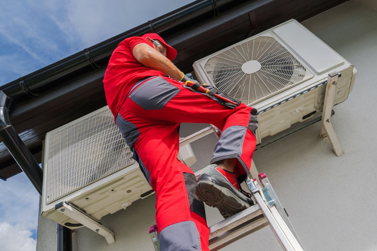 How to Safely and Effectively Clean Your Window AC Unit with a Water Hose